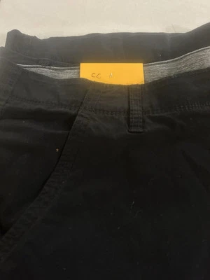 Pantalón corto cargo Regal Exchange, talla 44 negro nuevo con etiquetas. Foto 1 de 4