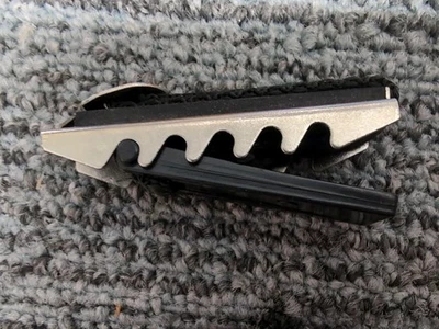 Quick Release Flat Profile Capo - Image 1 of 3