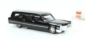 H0 Busch 42901 Cadillac Station Wagon '70, in vetrina - Foto 1 di 3
