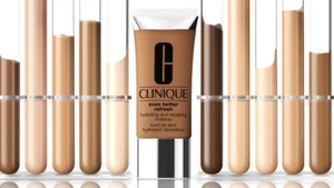 CLÍNICA MAQUILLAJE HIDRATANTE Y REPARADOR AÚN MEJOR REFRESCANTE - SELECCIONA TU COLOR - Imagen 1 de 5