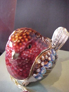 62535    ROBIN JEWELED TRINKET BOX & MATCHING NECKLACE  - Picture 1 of 5