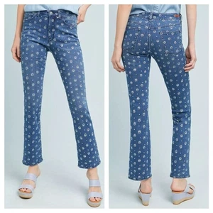 Pantalones de mezclilla Pilcro bordados tiro alto recortados patrón Starbursts corte botín talla 26 - Imagen 1 de 14