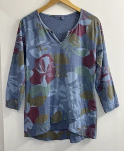 Top donna Fresh Produce blu medio verde floreale scollo a V cotone costiero - Foto 1 di 11