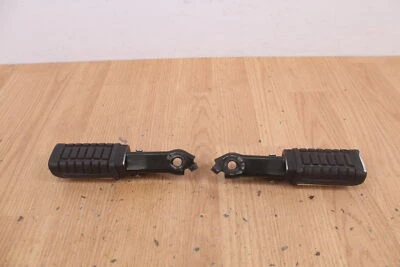 Par de estriberas traseras izquierda y derecha Honda cmx250C Rebel 1986 Foto 1 de 4