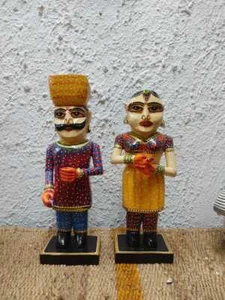 Handgefertigte Holz mehrfarbig indisches Paar Statue Mann Frau Wohnkultur Puppen Kunst - Bild 1 von 3