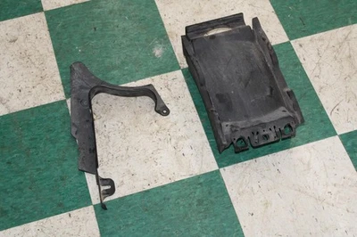 08-17 Heritage Softail Classic FLSTC Rear Back Inner Fender Liner OEM OE WTY WTY Foto 1 de 4