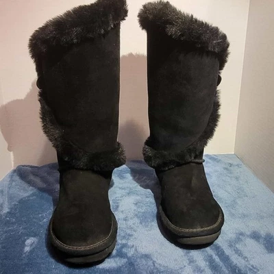 US Size 8 Bearpaw Fur Lining Winter Boots Women's Black Suede Pull On Boots - Image 1 of 4