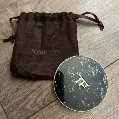 New in original Pouch - Tom Ford Dual Sides Compact Mirror Black/gold - Image 1 of 4