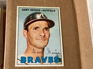 1967 Topps Gary Geiger Card High Number #566 - NM to Mint - Great Corners - - Picture 1 of 2