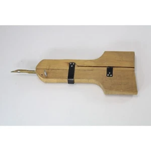 Handmade Needle Shuttle Yarn Thin Rag Vintage Wood Wooden 66666 - Picture 1 of 4