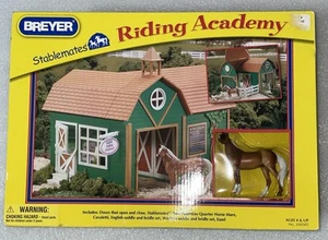 NEU Breyer Stablemates Riding Academy Palmino Quarter Horse, Stall, Scheune - Bild 1 von 4