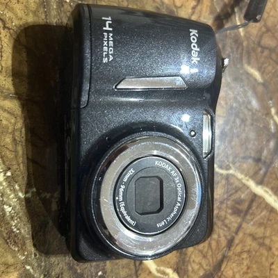 Kodak Easyshare C183 Black 14MP 3x Optical Zoom Built-in Flash Digital Camera  - Image 1 of 3