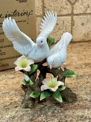 Домашние интерьеры # 92038 голубей «Красивая фигурка» 🥰 в коробке 🥰 - Изображение 1 из 4