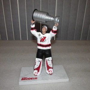 McFarlane Martin Brodeur New Jersey Devils NHL Serie 9 (offen) mit Stanley Cup - Bild 1 von 6