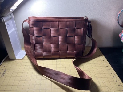 Nuevo Harveys Marrón Grande Mensajero Bandolera Cinturón de Seguridad Bolso Cartera Foto 1 de 4