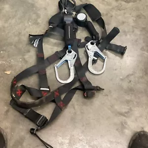 FALLTECH Size L/XL Full Body Harness With Dual Duratech SRL 6 Foot Lanyards - Picture 1 of 5