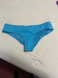Victoria's Secret Light Blue Back Ruched Cheeky Low Rise Bikini Bottom Sz S - Picture 1 of 7