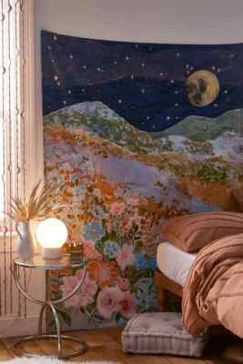 Nuevo en Paquete Nuevo con Etiquetas Urban Outfitters Paisaje Iluminado por la Luna Jardín Tapiz Grande 72" x 56" Foto 1 de 4