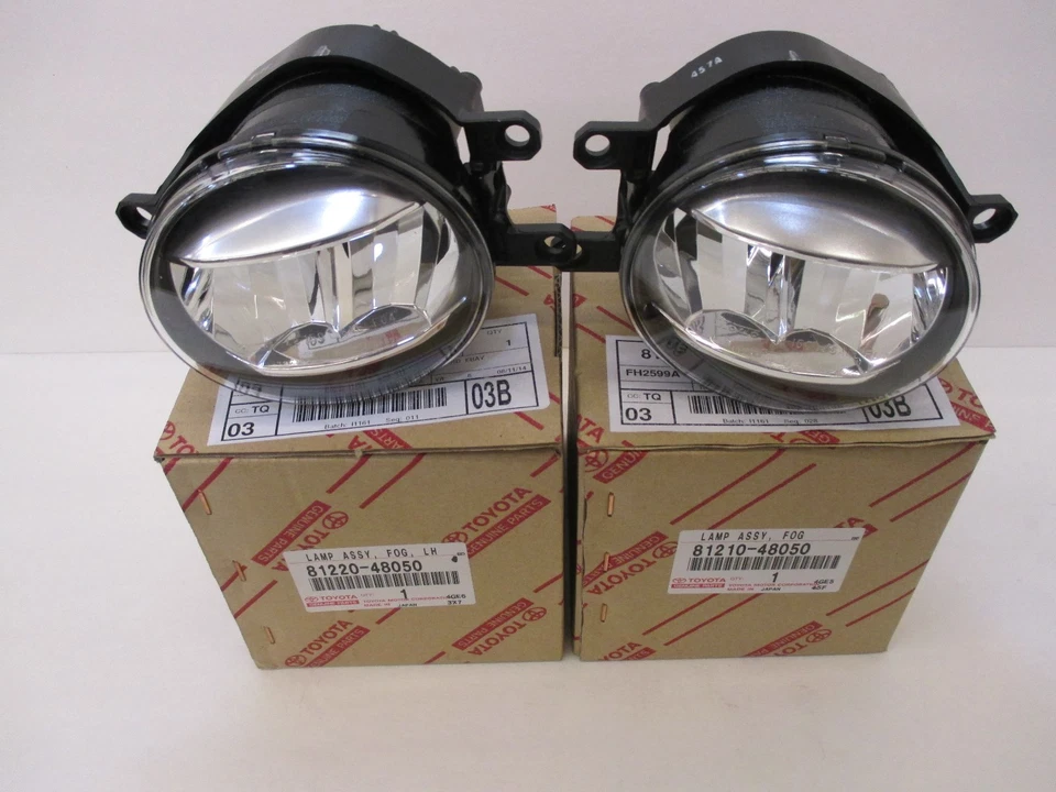 ОРИГИНАЛЬНЫЙ ЗАВОДСКОЙ КОМПЛЕКТ СВЕТОДИОДНЫХ ПРОТИВОТУМАННЫХ ФАР LEXUS 2013-2015 ES350 ES300H - Изображение 1 из 1