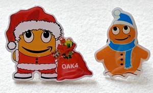Amazon Peccy Navidad Empleado Pin Papá Noel y Pan de Jengibre Hombre Lote 2 - Imagen 1 de 3