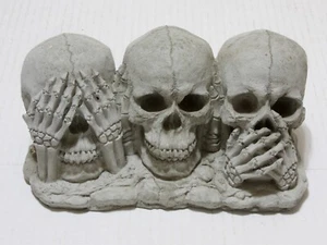 Skull Trio Statue Concrete Cement See Speak Hear No Evil Vtg Halloween 4.5 x 9 - Picture 1 of 4