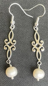 White Freshwater Pearl Dangle Drop Earrings .925 Sterling Silver Ear Hooks - Picture 1 of 4