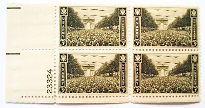 SCOTT 934 - ARMY ISSUE - BLOCK of 4 - 1945 - MNH - Image 1 of 2