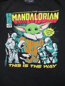 M schwarzes THE MANDALORIAN Retro Comic Buch T-Shirt - STAR WARS MAD ENGINE the way - Bild 1 von 5