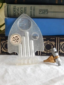 VTG 1940s Tom Mix Sliding Whistle Ring & Straight Shooters Signal Arrowhead T489 - Picture 1 of 10