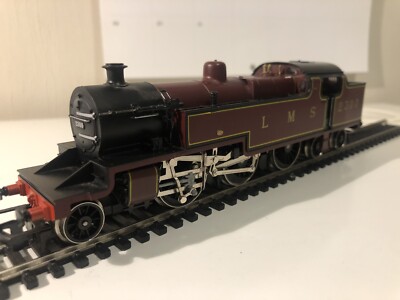 Locomotive Vapeur Hornby L.M.S. Class 5 – Échelle HO – Modèle Rouge Bordeaux