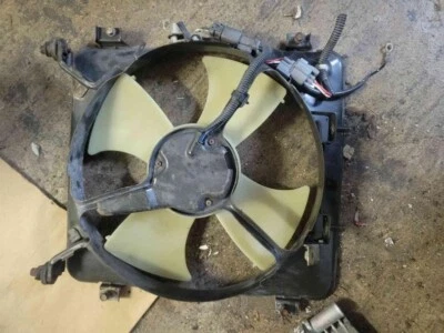 CONDENSER FAN ASSEMBLY HONDA CIVIC ACURA EL 96 - 00 1165456 — 第 1/2 张图片