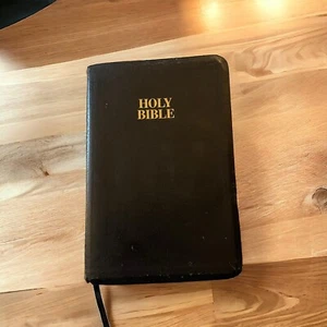 Nelson Regency Holy Bible KJV Giant Print Red Letter 884C Concordance - Foto 1 di 11