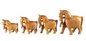 Figurine Horse, wooden statuette India craft, set of 4 #296 - Picture 1 of 7
