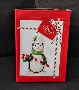 Adorno de Navidad Lenox Very Merry Porcelana pingüino caña de caramelo de 3,5" en caja - Imagen 1 de 9