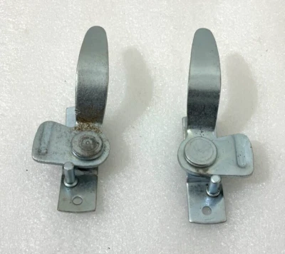 Cierre central para parabrisas a marco Jeeps Willys 46-49 CJ 2A | Apto para Foto 1 de 4