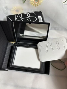 Nars Light Reflecting Setting Powder Pressed 0.35 oz - Translucent Crystal New - Picture 1 of 8
