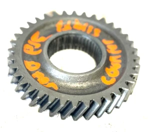 1988-1991 CHEVY SM465 COUNTER SHAFT 3RD GEAR USED OEM - Picture 1 of 7