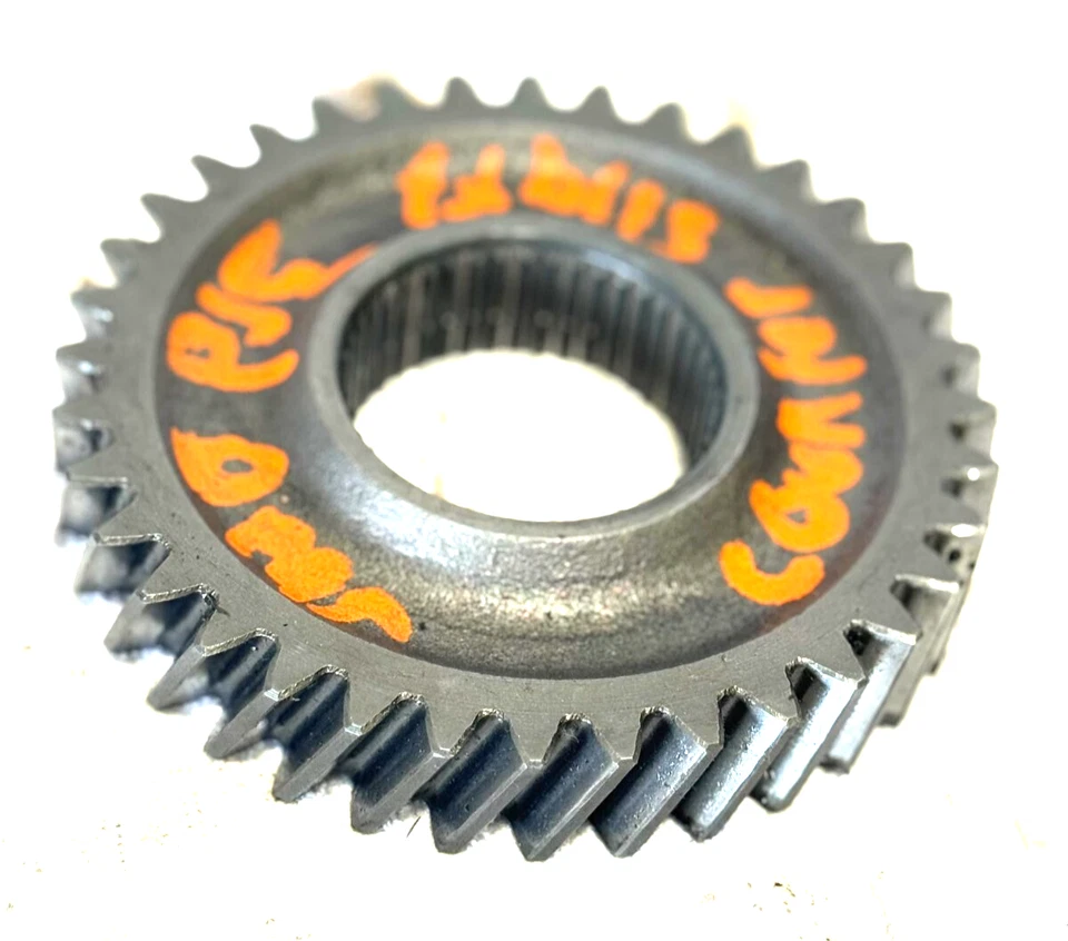 1988-1991 CHEVY SM465 COUNTER SHAFT 3RD GEAR USED OEM - Image 1 of 4