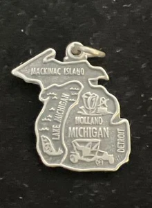 Vintage Sterling Silver 925 Michigan State Map Charm Pendant Souvenir Charm - Picture 1 of 4