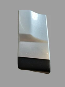 Land Rover LR2 08-15 OEM Left Front Fender Bottom Trim LR032376 - Picture 1 of 3