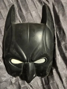 Batman: The Dark Knight Limited Edition 2 Disc DVD Set Batman Mask Package - Picture 1 of 3