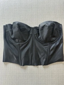 SKIMS Xtra Large schwarzer Kunstleder Korsett BH mit strukturierten Cups Neu mit Etikett - Bild 1 von 12