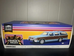 Charlie's Angels 1979 Ford Country Squire Wagon Woodie 1/18 Greenlight - NOS! - Bild 1 von 7