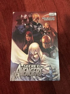Secret Avengers #1 (Marvel Comics 2011) Hardcover - Picture 1 of 4