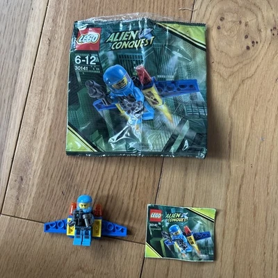 LEGO Space: Alien Conquest Jetpack (30141) Complete with Bag and Instructions - Image 1 of 4