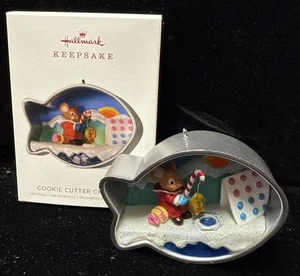 Hallmark Keepsake 2018 Cookie Cutter Christmas Ornament 7th In Series NEW - Picture 1 of 5