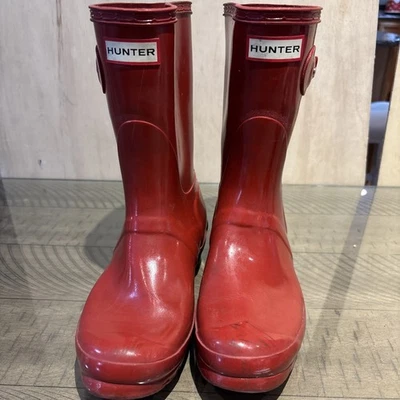Hunter boots Womens Size 7 Original Gloss Red Waterproof Slip-On Rain Boots - Image 1 of 4