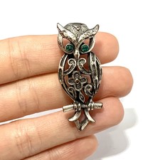 Vintage Jewelry ~ Lucky Owl With Green Rhinestone eyes Brooch Pin Tone 117