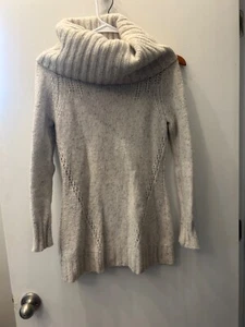 CARINO! Maglione lungo girocollo autunno cashmere PICCOLO bianco/grigio - Foto 1 di 5