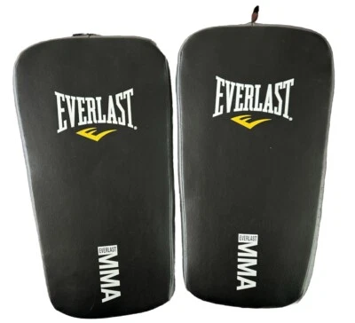 Two Everlast MMA Muay Thai Training Pad UFC - Image 1 of 3